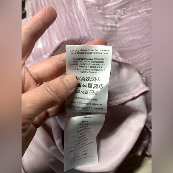 NWOT Marciano Flutter Sleeve Crushed Velvet Top - Picture 16 of 17